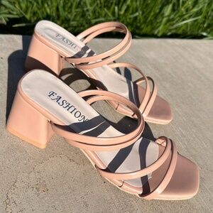 Women Chunky Heeled Slingback Sandals